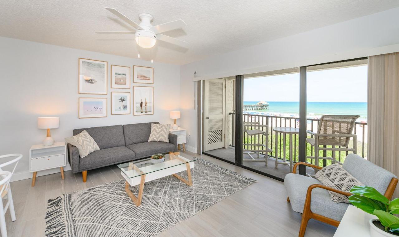 Chateau By The Sea Cocoa Beach Exteriör bild